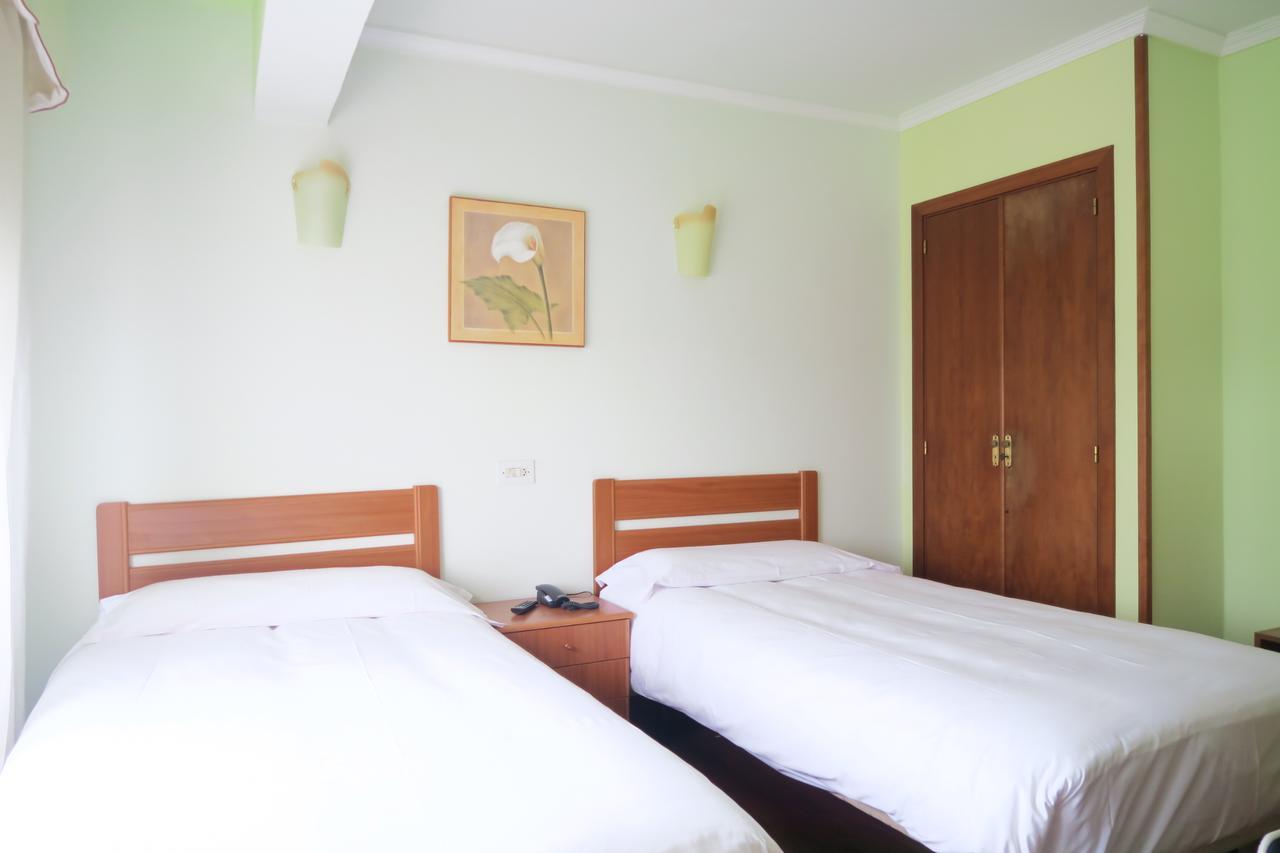 Hotel Camino Do Mar Урдильде Экстерьер фото